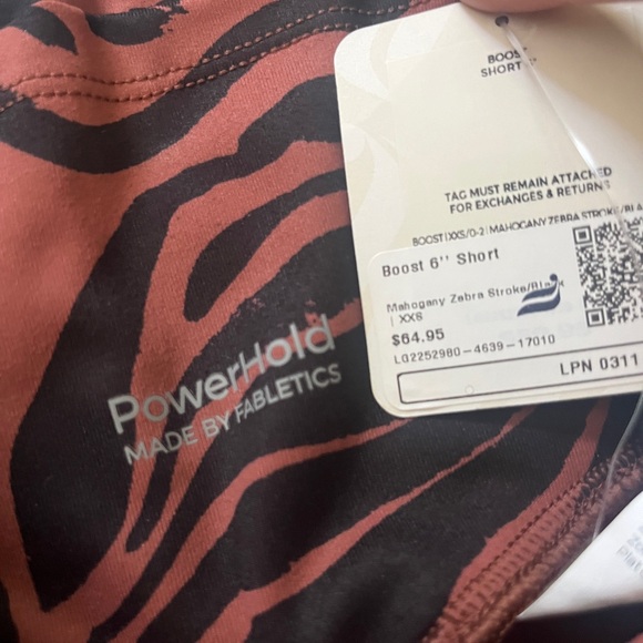 NWT FABLETICS POWERHOLD Tiger Animal Print BOOST 6” Athletic Biker Shorts XXS - Picture 2 of 2